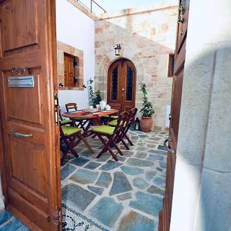 Villa Patitiri Traditional House With Hot Tub Αρχάγγελος Εξωτερικό φωτογραφία