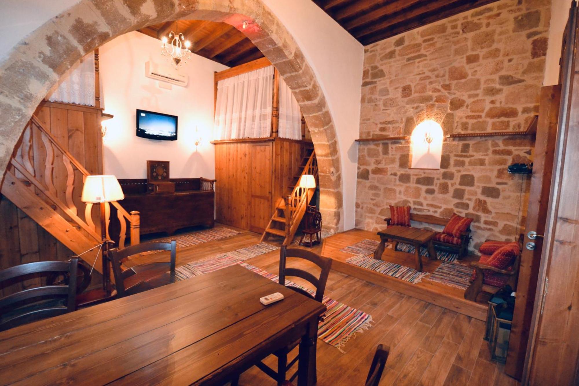 Villa Patitiri Traditional House With Hot Tub Αρχάγγελος Εξωτερικό φωτογραφία