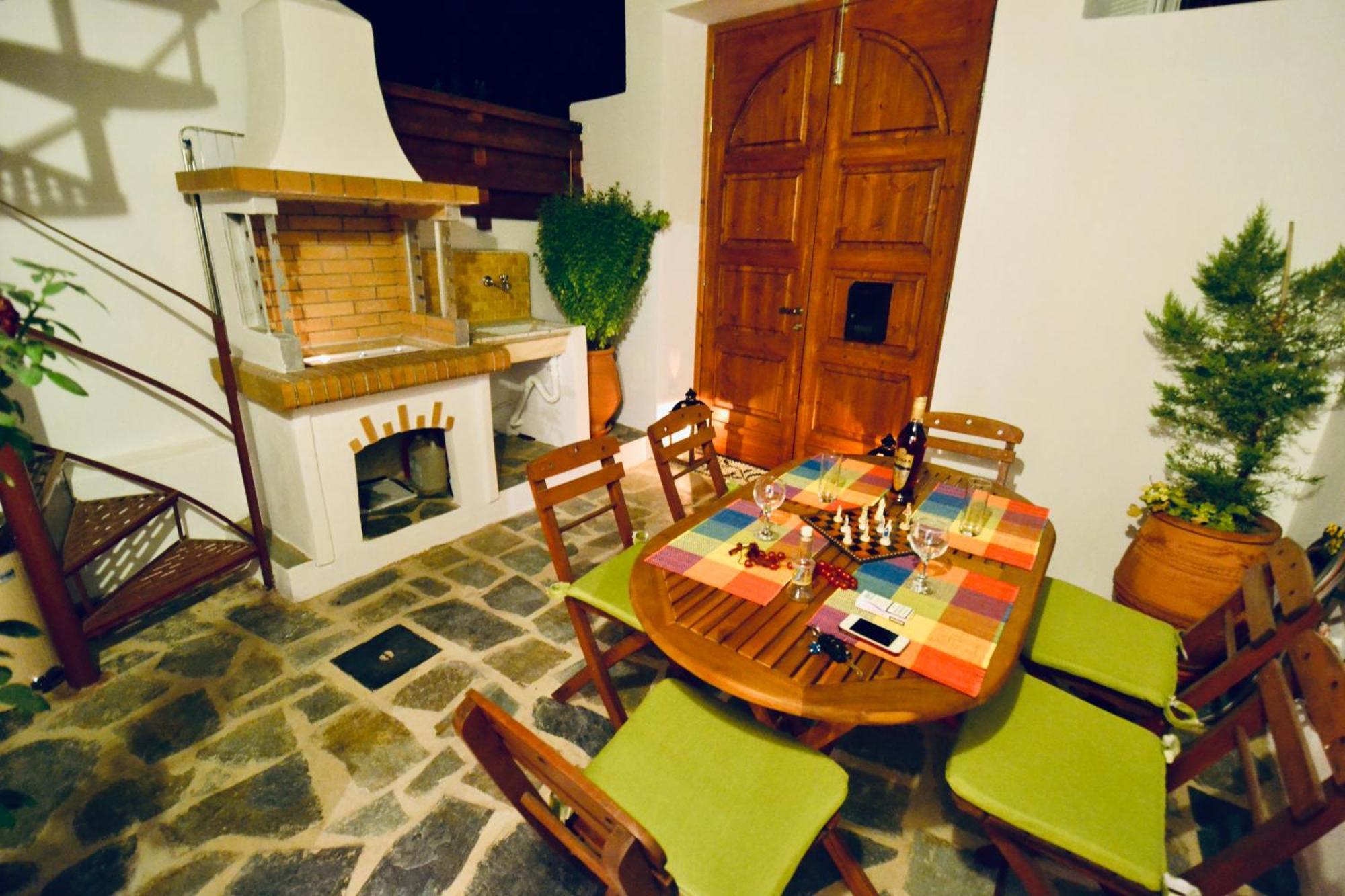Villa Patitiri Traditional House With Hot Tub Αρχάγγελος Εξωτερικό φωτογραφία