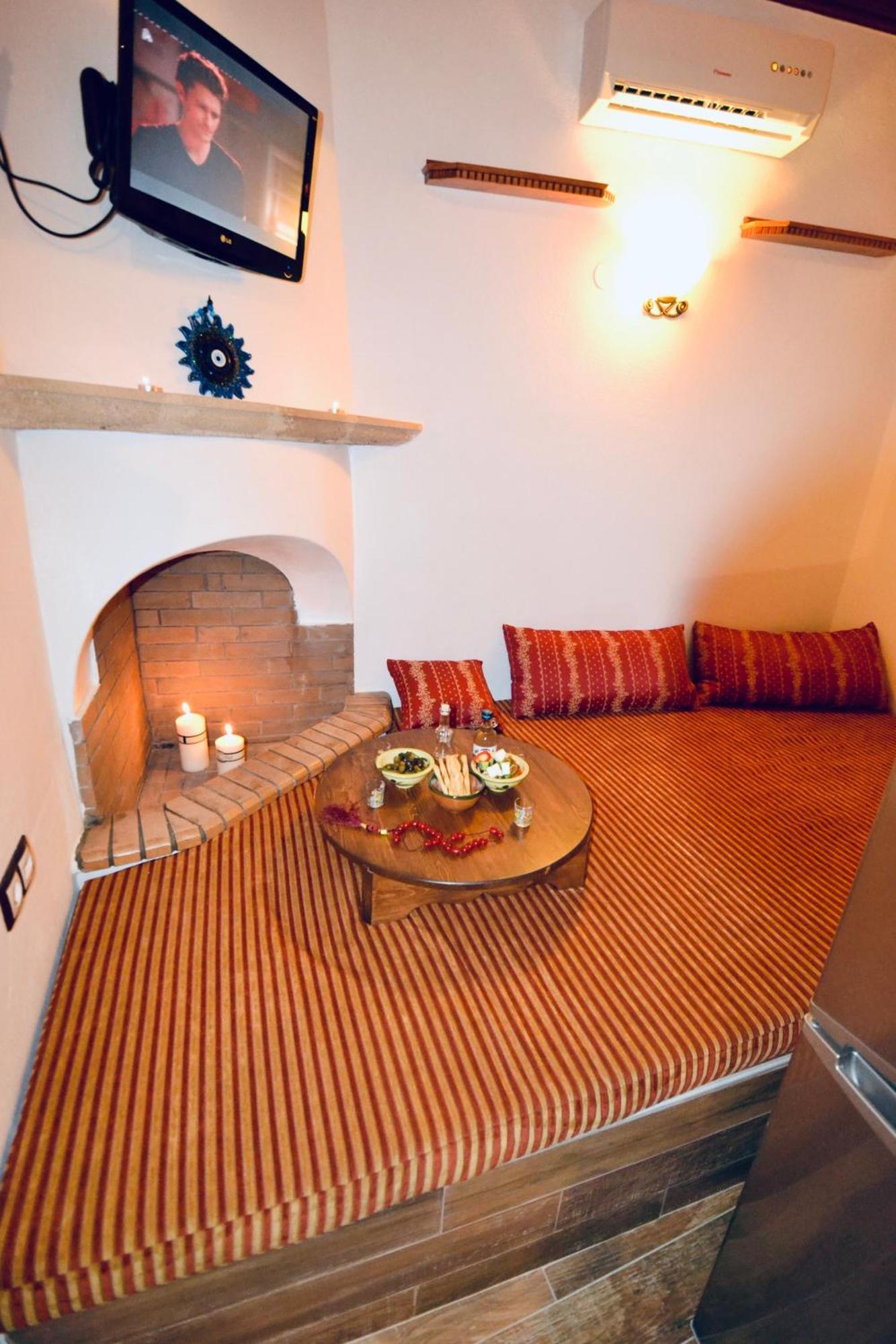 Villa Patitiri Traditional House With Hot Tub Αρχάγγελος Εξωτερικό φωτογραφία