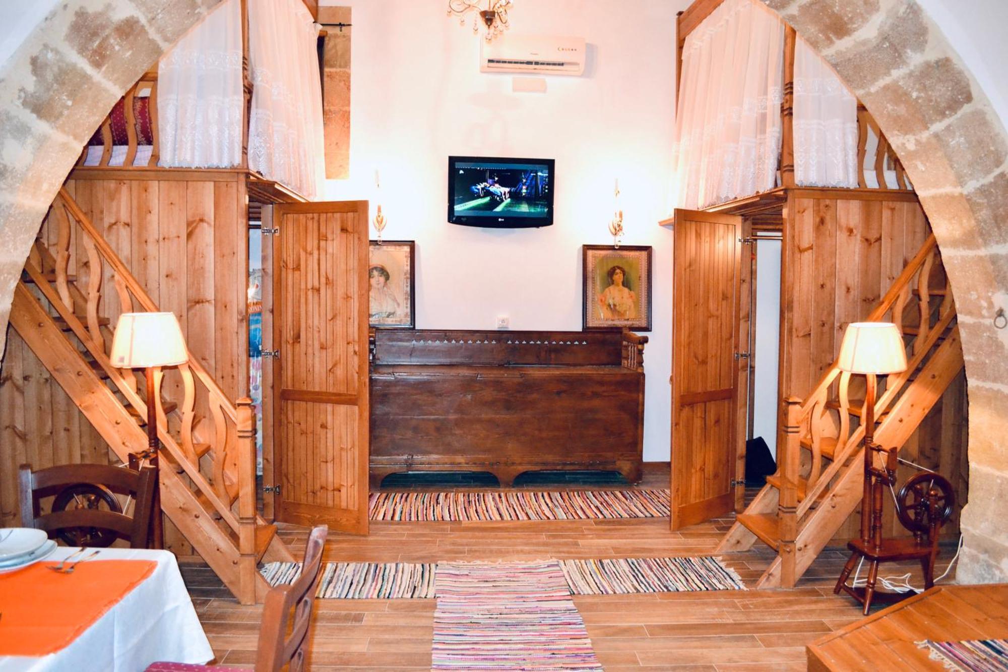 Villa Patitiri Traditional House With Hot Tub Αρχάγγελος Εξωτερικό φωτογραφία