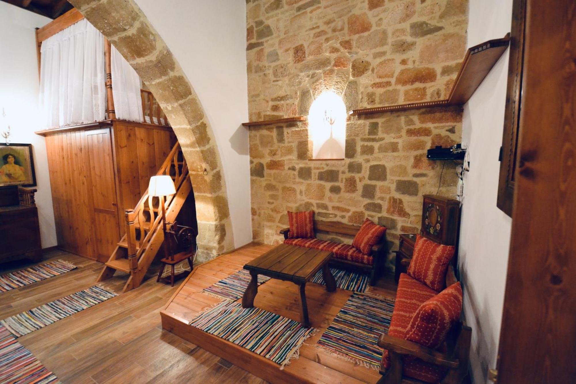 Villa Patitiri Traditional House With Hot Tub Αρχάγγελος Εξωτερικό φωτογραφία